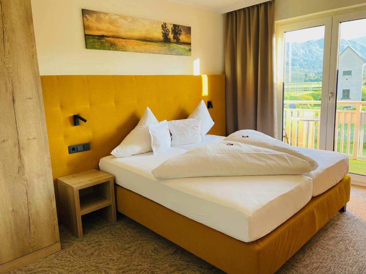 Hotel Pachernighof Velden am Woerthersee Exterior photo