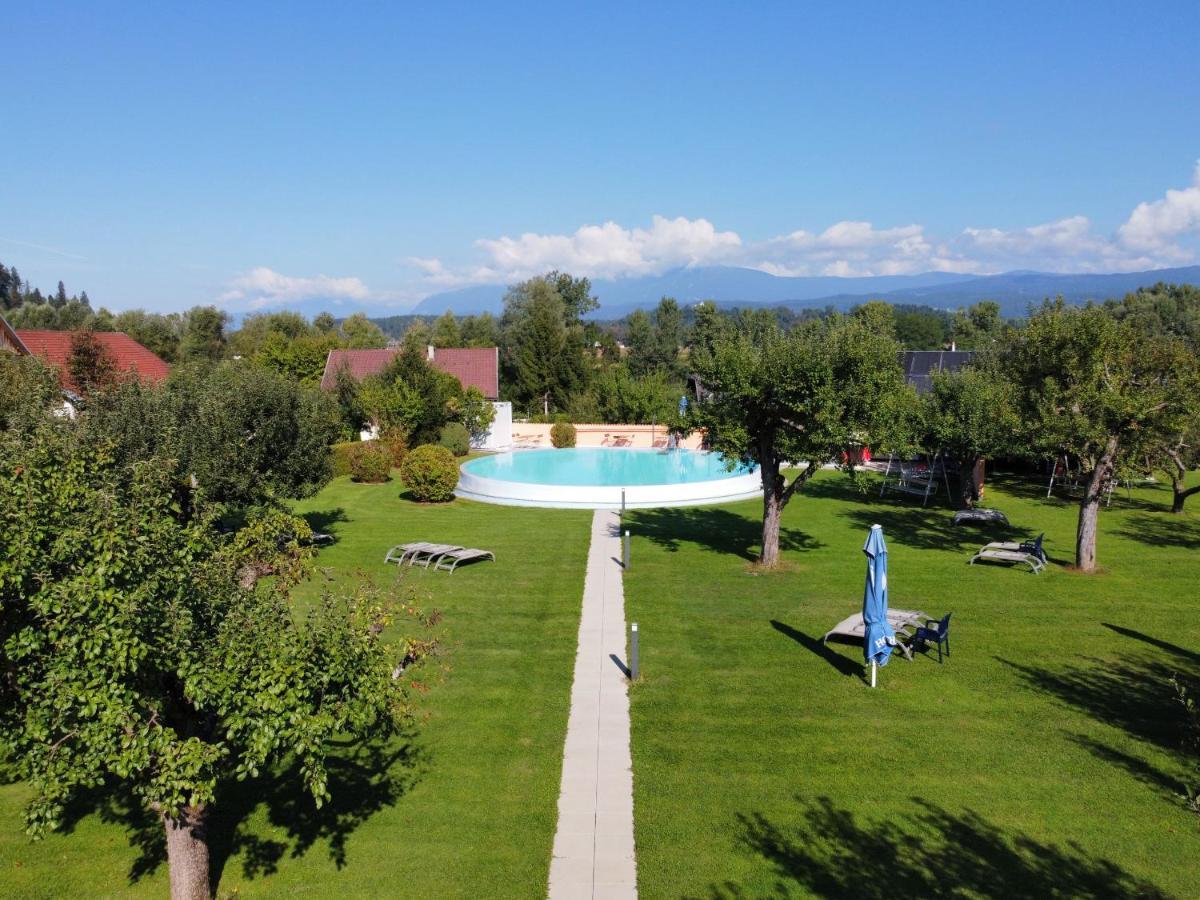 Hotel Pachernighof Velden am Woerthersee Exterior photo