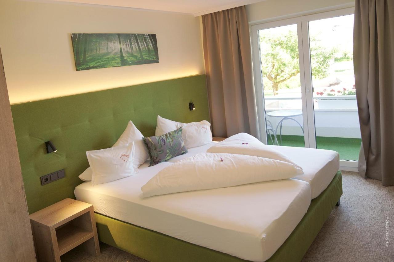 Hotel Pachernighof Velden am Woerthersee Exterior photo